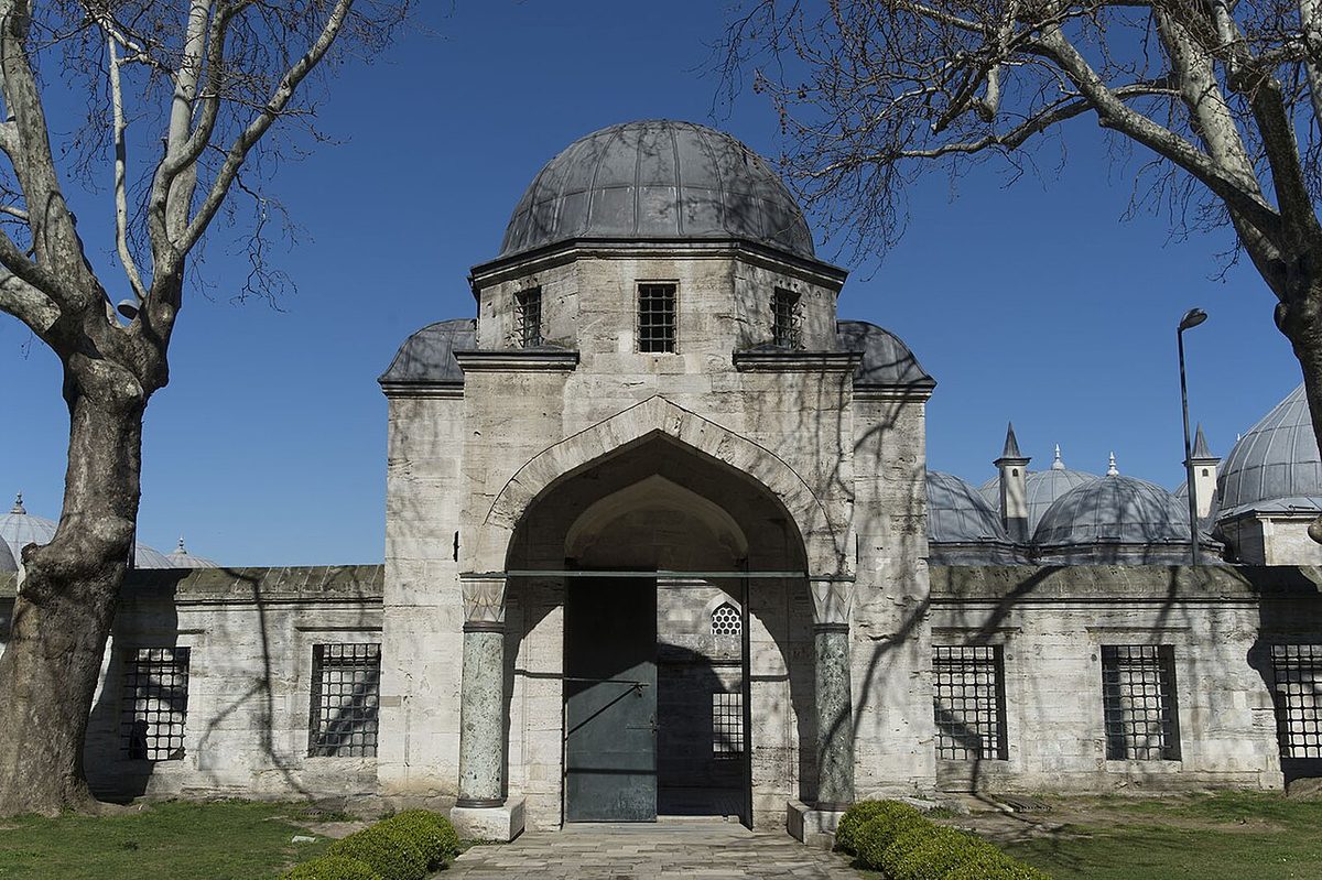Kanuni Sultan Süleyman Dönemi (1520–1566): Seferler, Kanunnameler ve Mimar Sinan